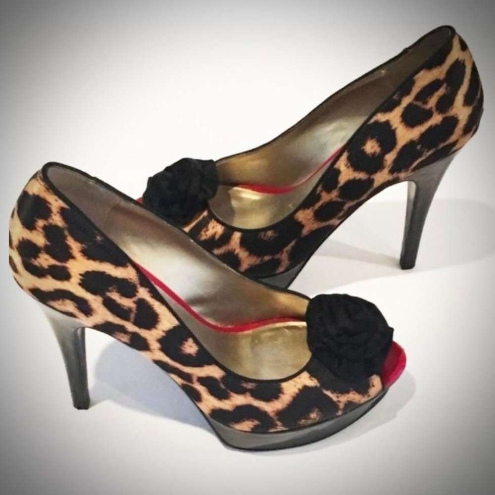 GUESS leopard print platform heels - Picture 1 of 5